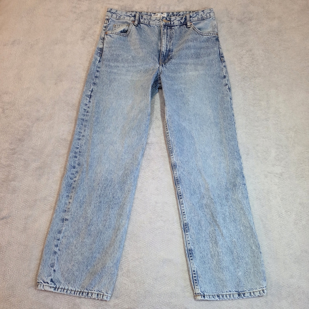 Light Wash Mens Jeans - Classic Straight Fit